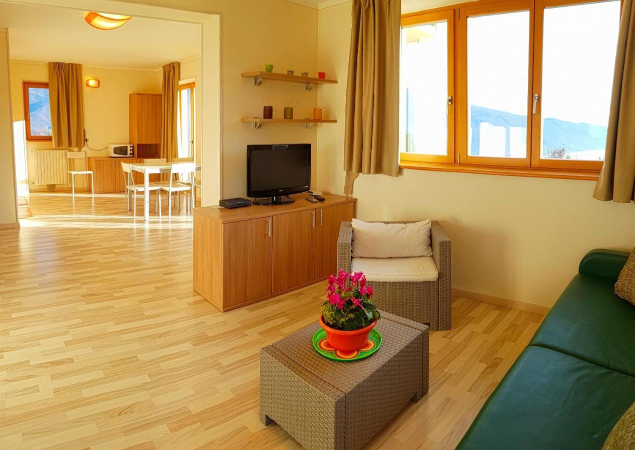 Teresa Campi Apartments Lake View By Gardadomusmea Tremosine Exteriör bild